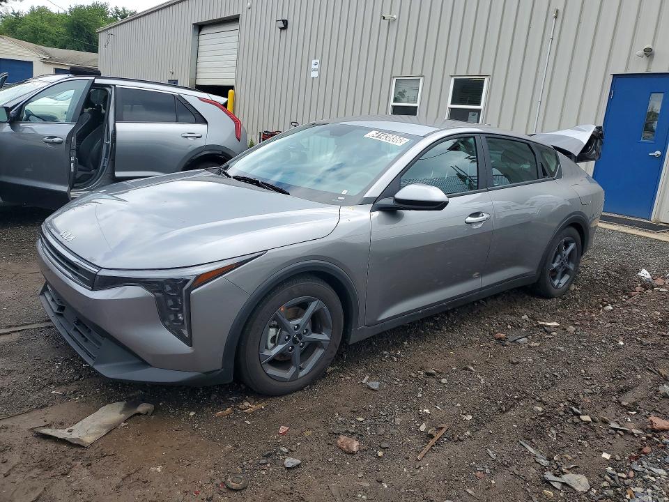 2026 Kia K4 VIN 3KPFT4DEXTE310828 COPART salvage auction — REAR END, PA - CERTIFICATE OF SALVAGE, sold $4,550 on 2026-08-24 (photo 1)