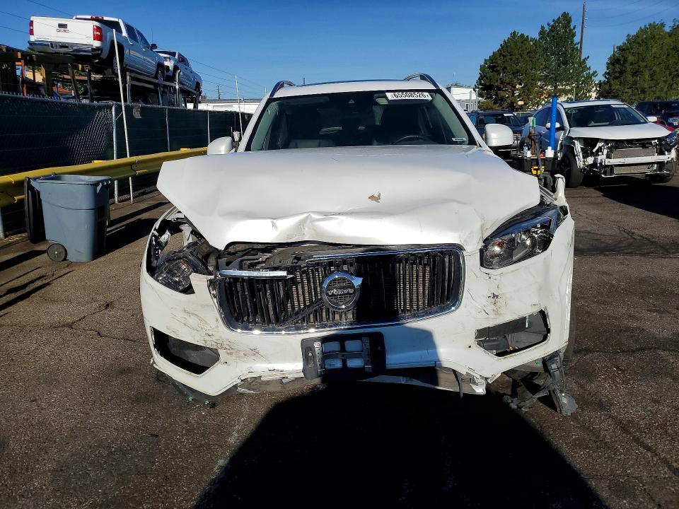 2016 Volvo Xc90 VIN YV4A22PK3G1024862 COPART salvage auction — FRONT END, CO - DIS/DLR/EXP ONLY CLEAN TITLE, sold $700 on 2026-08-20 (photo 5)