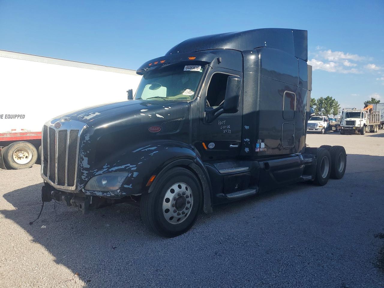 2017 Peterbilt 579 VIN 1XPBD49X9HD445828 — COPART salvage auction photo