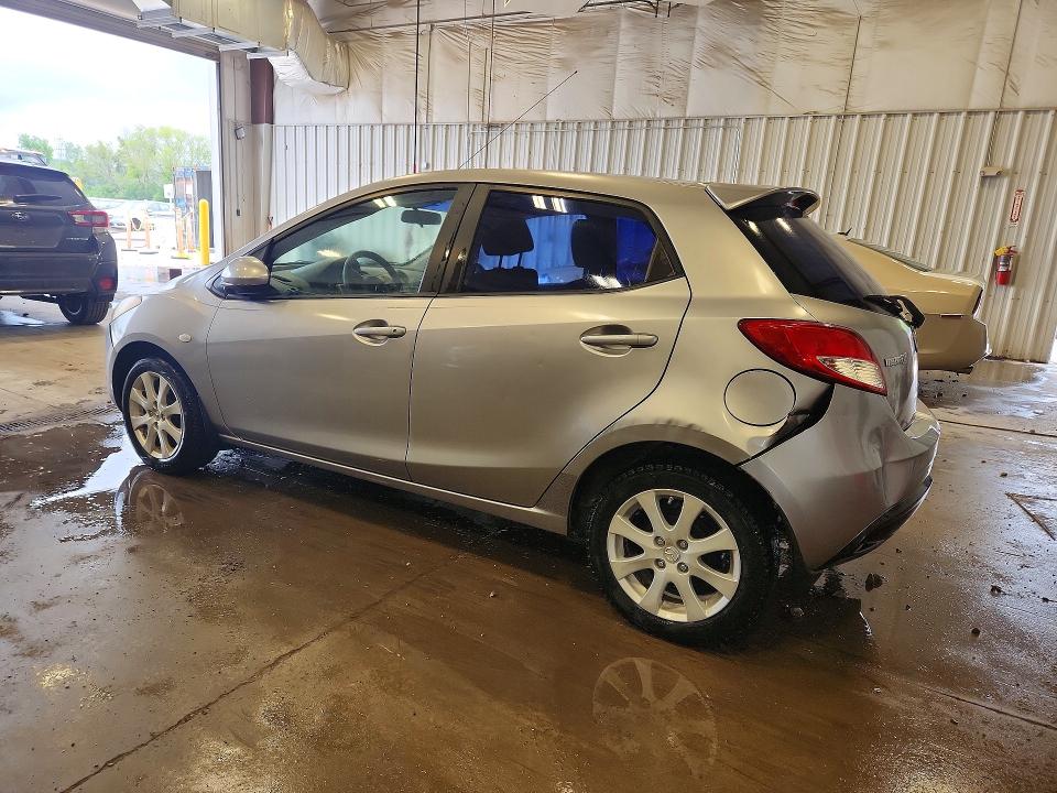 2011 Mazda 2 VIN JM1DE1HYXB0113654 COPART salvage auction — REAR END, Mt - Certificate Of Title, sold $900 on 2026-09-21 (photo 2)
