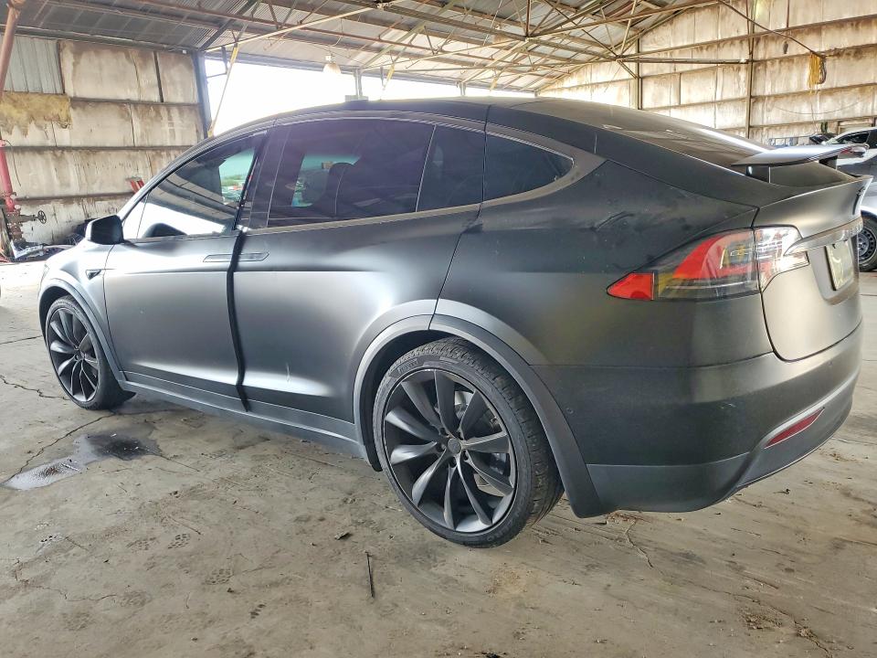 2017 Tesla Model x VIN 5YJXCBE2XHF070503 COPART salvage auction — NORMAL WEAR, AZ - CERT OF TITLE - SALVAGE, sold $500 on 2026-09-11 (photo 2)