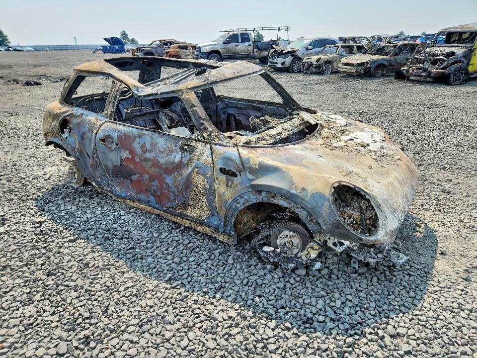 2019 Mini Cooper VIN WMWXP5C54K2H95981 COPART salvage auction — BURN, WA - BILL OF SALE, sold $30 on 2026-08-19 (photo 4)