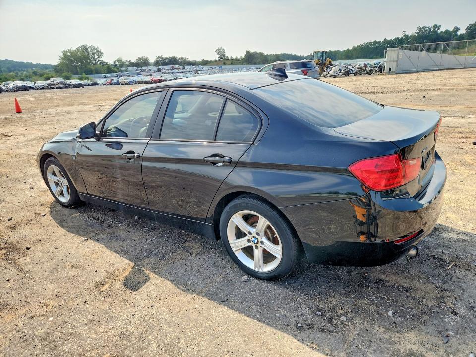 2014 BMW 3er VIN WBA3C3C51EF984001 COPART salvage auction — FRONT END, Wi - Certificate Of Title, sold $350 on 2026-08-18 (photo 2)