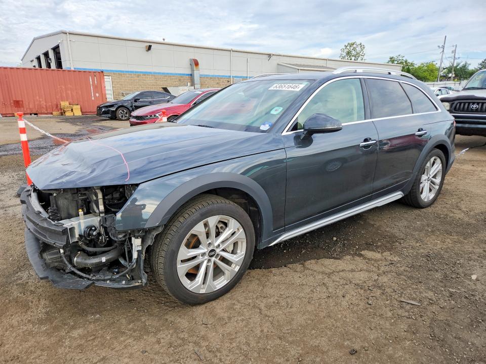 2022 Audi A4 VIN WA18AAF44NA012258 — COPART salvage auction photo