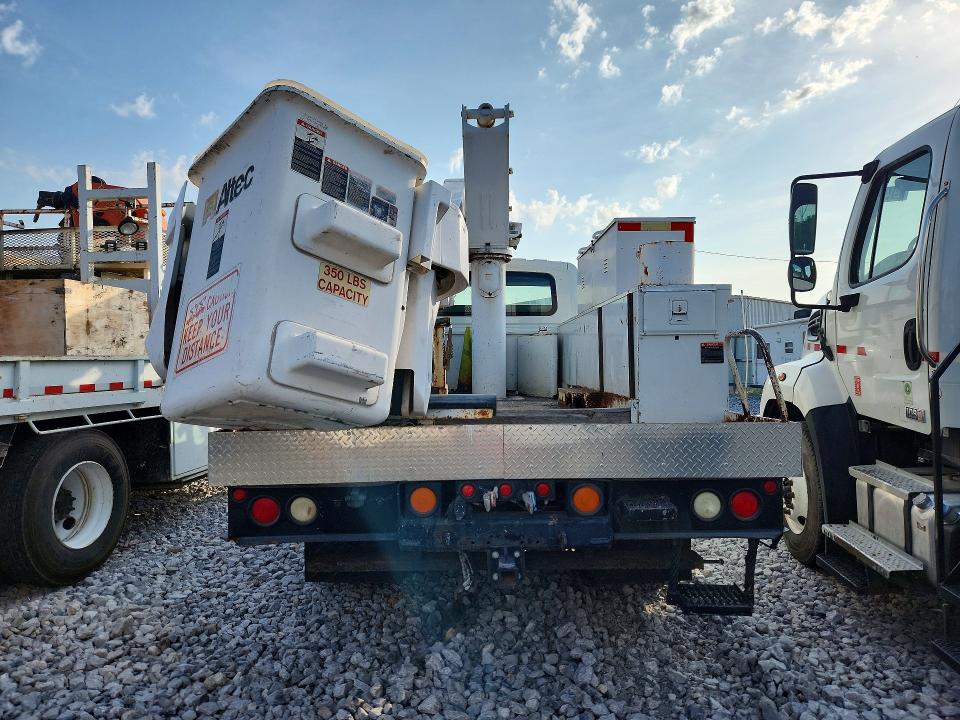 2007 International 4200 VIN 1HTMPAFL27H340897 COPART salvage auction — FRONT END, OK - CERTIFICATE OF TITLE (P), sold $1,600 on 2026-09-24 (photo 6)