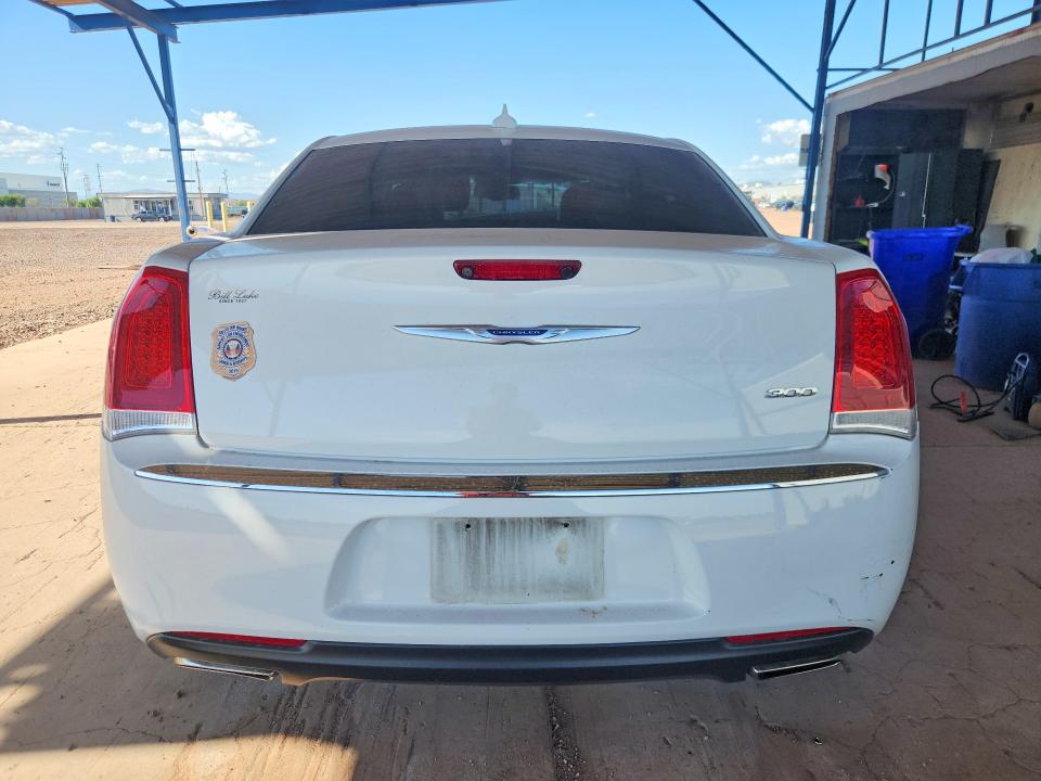 2019 Chrysler 300 VIN 2C3CCAEG2KH631299 COPART salvage auction — FRONT END, Az - Cert Of Title - Salvage, sold $875 on 2026-09-03 (photo 6)