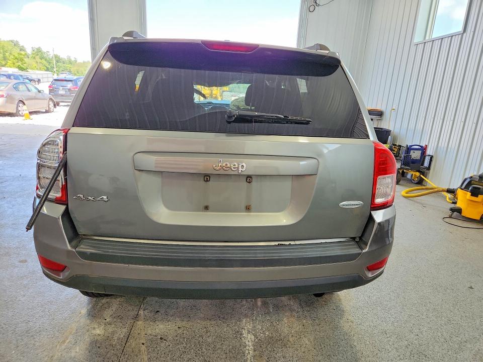 2011 Jeep Compass VIN 1J4NF1FB1BD244443 COPART salvage auction — FRONT END, OH - CERT OF TITLE-SALVAGE, sold $275 on 2026-08-21 (photo 6)