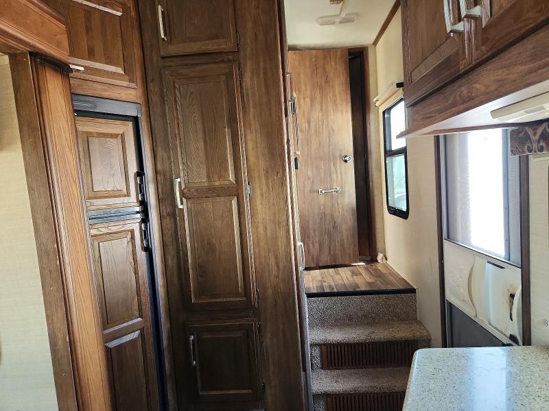 2016 Kutb VIN 4YDF32623G2506665 COPART salvage auction — ROOF, MN - CERT OF TITLE-SALVAGE FLOOD, sold $70 on 2026-10-05 (photo 9)