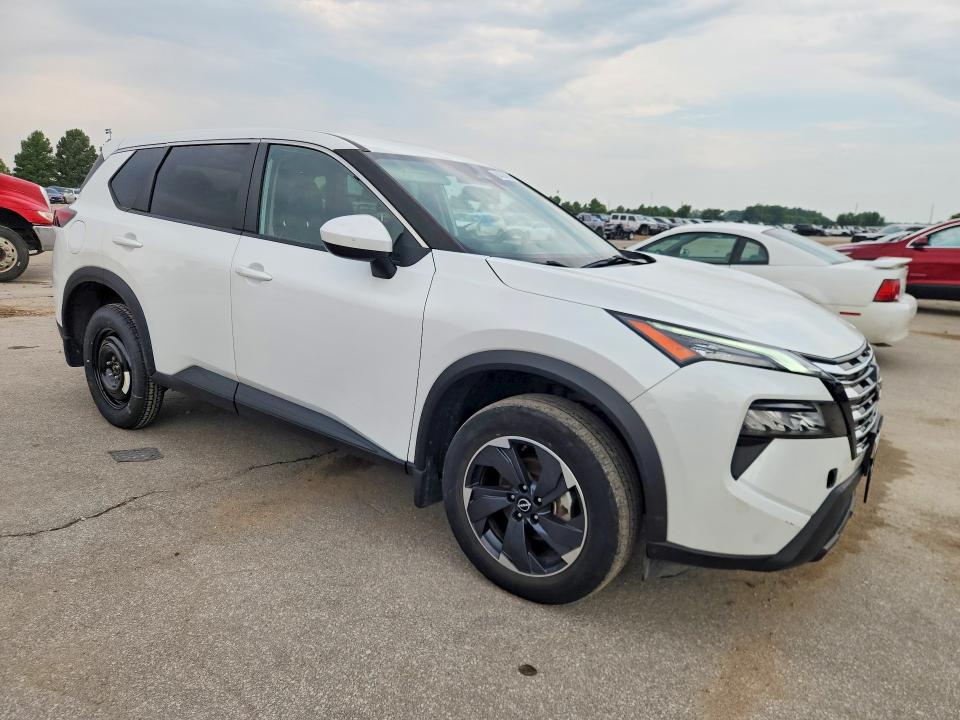 2024 Nissan Rogue VIN JN8BT3BB8RW430180 COPART salvage auction — REAR END, MO - SALVAGE CERTIFICATE OF TITLE (P), sold $7,500 on 2026-08-21 (photo 4)