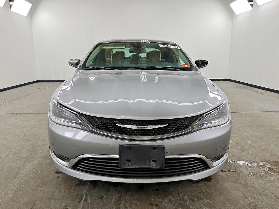 2015 Chrysler 200 VIN 1C3CCCAB2FN532582 COPART salvage auction — FRONT END, Il - Certificate Of Title, sold $300 on 2026-09-03 (photo 5)