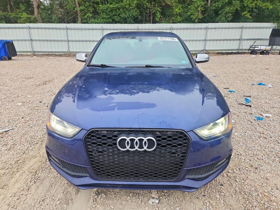 2013 Audi Rs4 VIN WAUBGAFL3DA179563 COPART salvage auction — MINOR DENT/SCRATCHES, Mt - Dealer Only Clean Title, sold $3,400 on 2026-09-07 (photo 5)