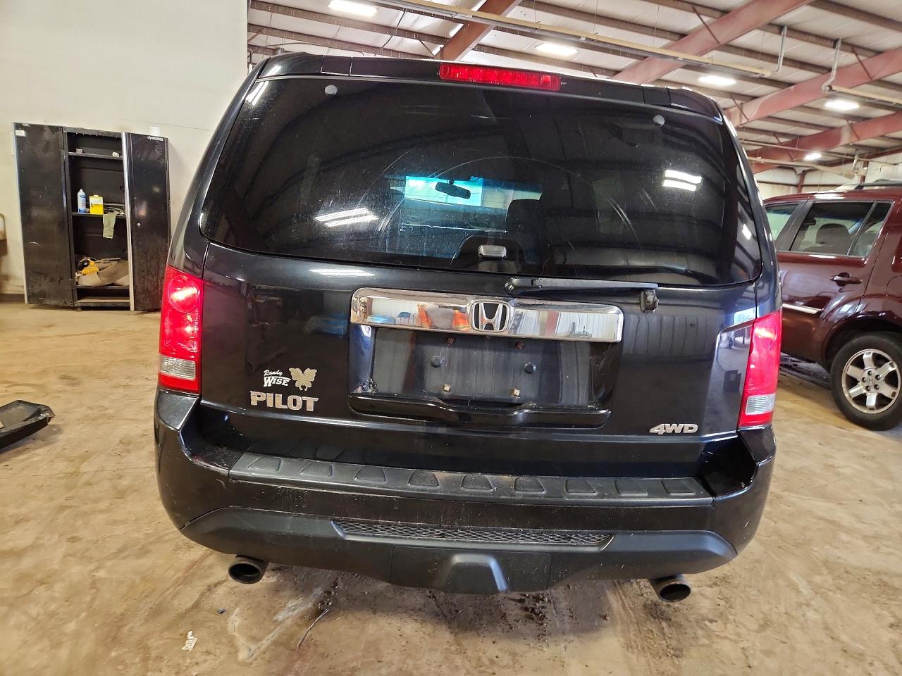 2013 Honda Pilot VIN 5FNYF4H51DB011542 COPART salvage auction — Front End, MI - CERTIFICATE OF TITLE, sold $300 on 2026-10-04 (photo 6)