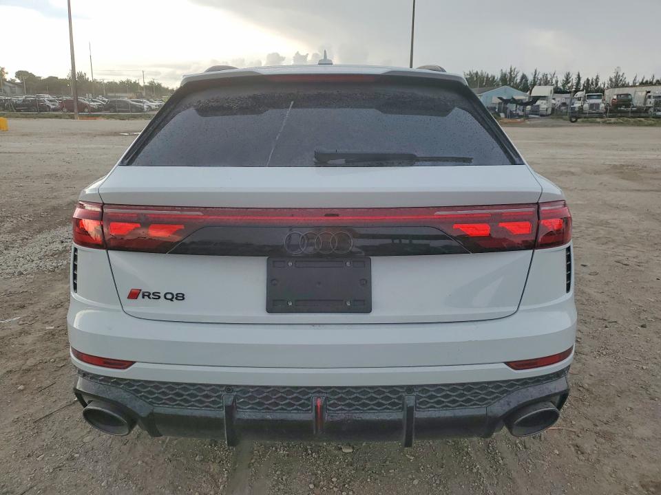 2026 Audi Rs q8 VIN WU1ARBF14TD002162 COPART salvage auction — FRONT END, Fl - Cert Of Title Slvg Rebuildable, sold $15,000 on 2026-08-11 (photo 6)