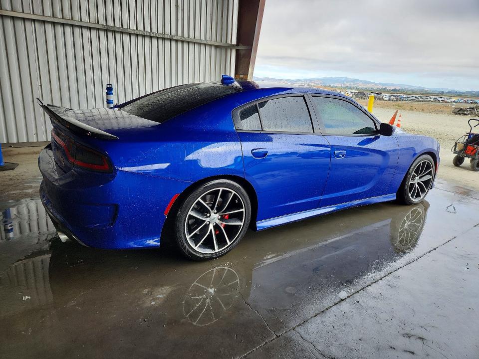 2018 Dodge Charger VIN 2C3CDXGJXJH273506 COPART salvage auction — MINOR DENT/SCRATCHES, CA - CERTIFICATE OF TITLE, sold $22,750 on 2026-09-15 (photo 3)