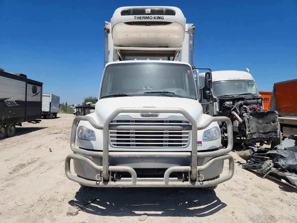 2023 Freightliner All other VIN 3ALACXFC6PDUE9075 COPART salvage auction — SIDE, TX - SALVAGE VEHICLE TITLE (P), sold $12,200 on 2026-08-27 (photo 5)