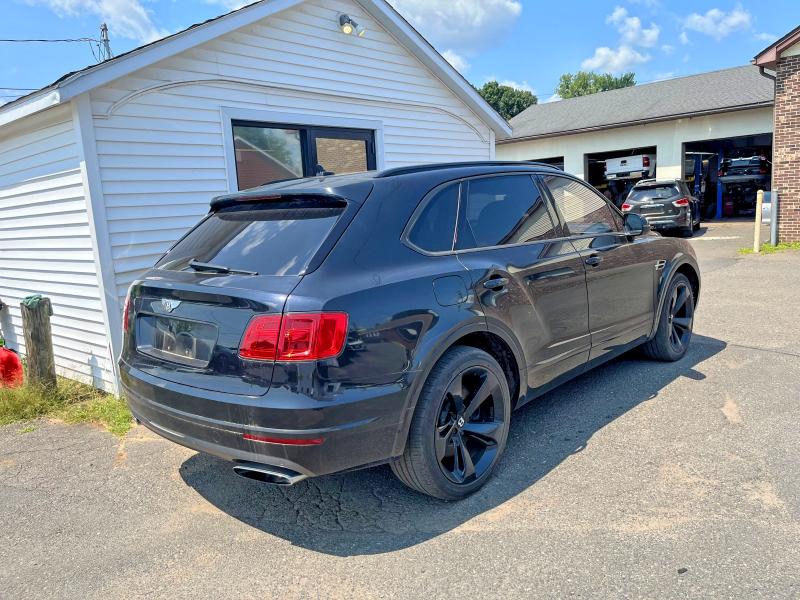 2017 Bentley Bentayga VIN SJAAC2ZV4HC016056 COPART salvage auction — MINOR DENT/SCRATCHES, Il - Certificate Of Title (P), sold $39,750 on 2026-09-03 (photo 3)