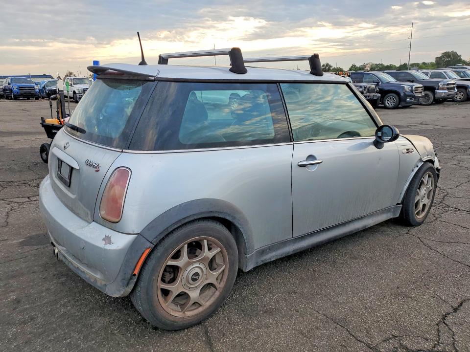 2003 Mini Cooper VIN WMWRE33483TD71046 COPART salvage auction — FRONT END, Co - Public - Salvage Title, sold $275 on 2026-09-23 (photo 3)
