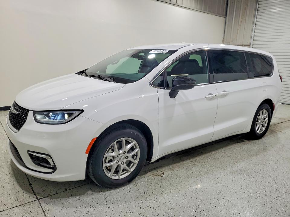 2025 Chrysler Pacifica VIN 2C4RC1BG8SR503993 — COPART salvage auction photo