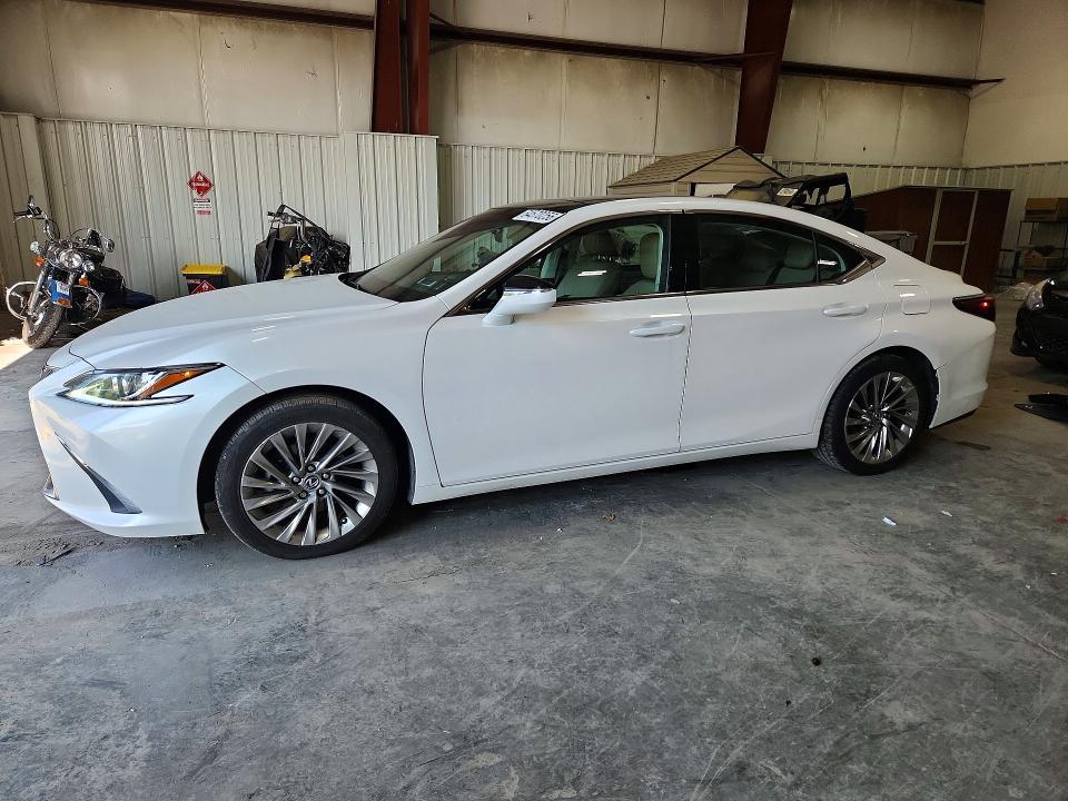 2019 Lexus ES VIN 58ABZ1B17KU007103 — COPART salvage auction photo