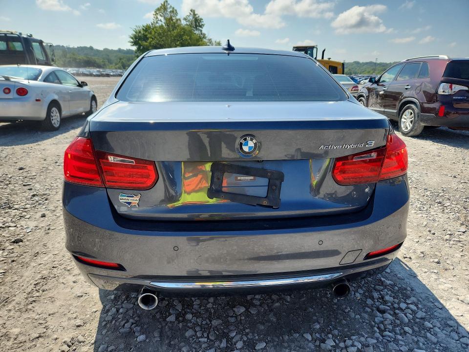 2013 BMW 1er VIN WBA3F9C53DF145217 COPART salvage auction — MINOR DENT/SCRATCHES, Il - Certificate Of Title, sold $1,400 on 2026-08-13 (photo 6)