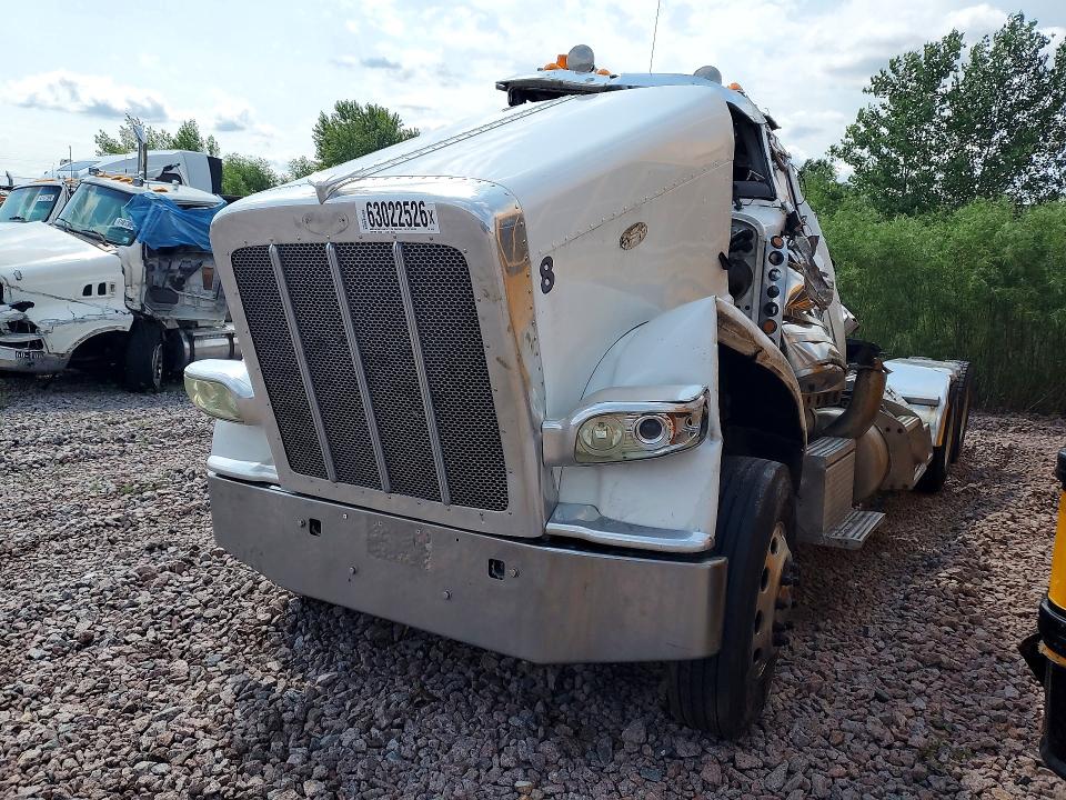2009 Peterbilt 388 VIN 1XPWDB9XX9D788722 — COPART salvage auction photo