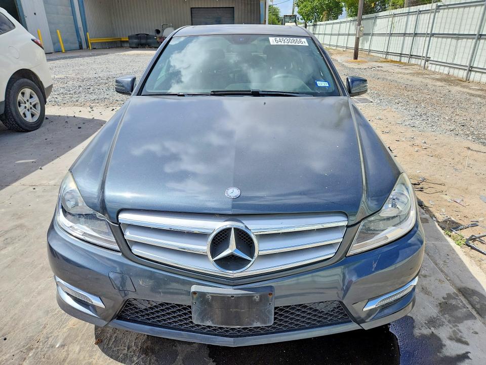 2014 Mercedes-benz VIN WDDGF4HB8EG237608 COPART salvage auction — REAR END, TX - SALVAGE VEHICLE TITLE, sold $1,500 on 2026-08-29 (photo 5)