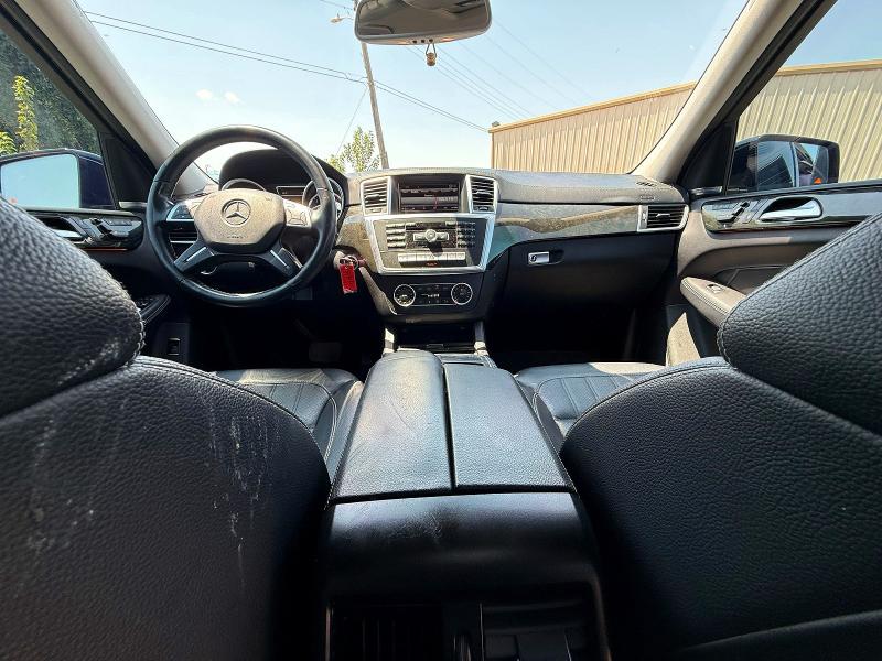 2016 Mercedes-benz Gl-class VIN 4JGDF2EE2GA710727 COPART salvage auction — MINOR DENT/SCRATCHES, OK - CERTIFICATE OF TITLE (P), sold $7,000 on 2026-08-27 (photo 9)