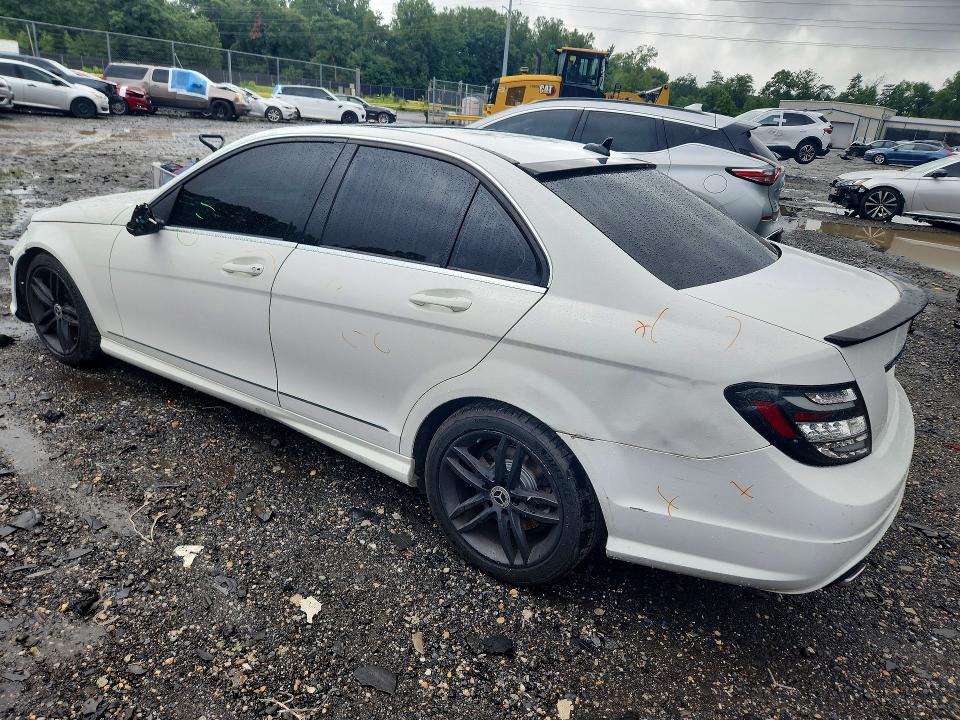 2013 Mercedes-benz C-klasse VIN WDDGF8AB1DR292731 COPART salvage auction — FRONT END, Md - Cert Of Salvage > 75% Damage, sold $1,200 on 2026-08-21 (photo 2)