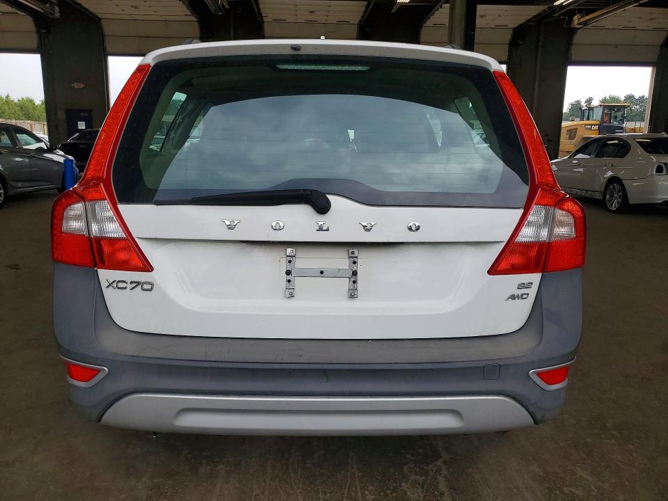 2010 Volvo Xc70 VIN YV4960BZ3A1085586 COPART salvage auction — FRONT END, Mn - Certificate Of Title, sold $525 on 2026-08-18 (photo 6)