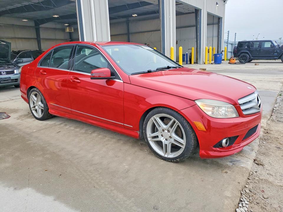 2010 Mercedes-benz C class VIN WDDGF8BBXAR090044 COPART salvage auction — MINOR DENT/SCRATCHES, Ne - Certificate Of Title, sold $1,100 on 2026-08-11 (photo 4)