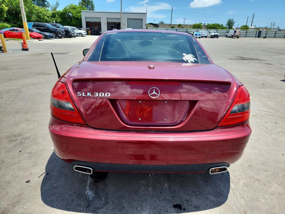 2011 Mercedes-benz Slk-class VIN WDBWK5EA0BF238447 COPART salvage auction — MECHANICAL, Fl - Certificate Of Destruction, sold $200 on 2026-08-26 (photo 6)