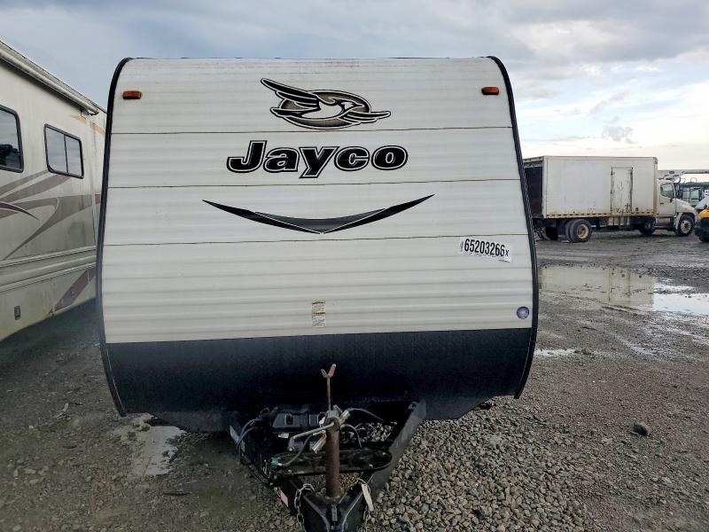 2016 Jayco Jay flight VIN 1UJBJ0BN9G17V1231 COPART salvage auction — ROOF, TN - SALVAGE CERTIFICATE, sold $475 on 2026-09-14 (photo 9)