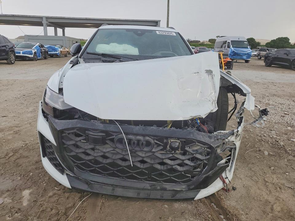 2026 Audi Rs q8 VIN WU1ARBF14TD002162 COPART salvage auction — FRONT END, Fl - Cert Of Title Slvg Rebuildable, sold $15,000 on 2026-08-11 (photo 5)