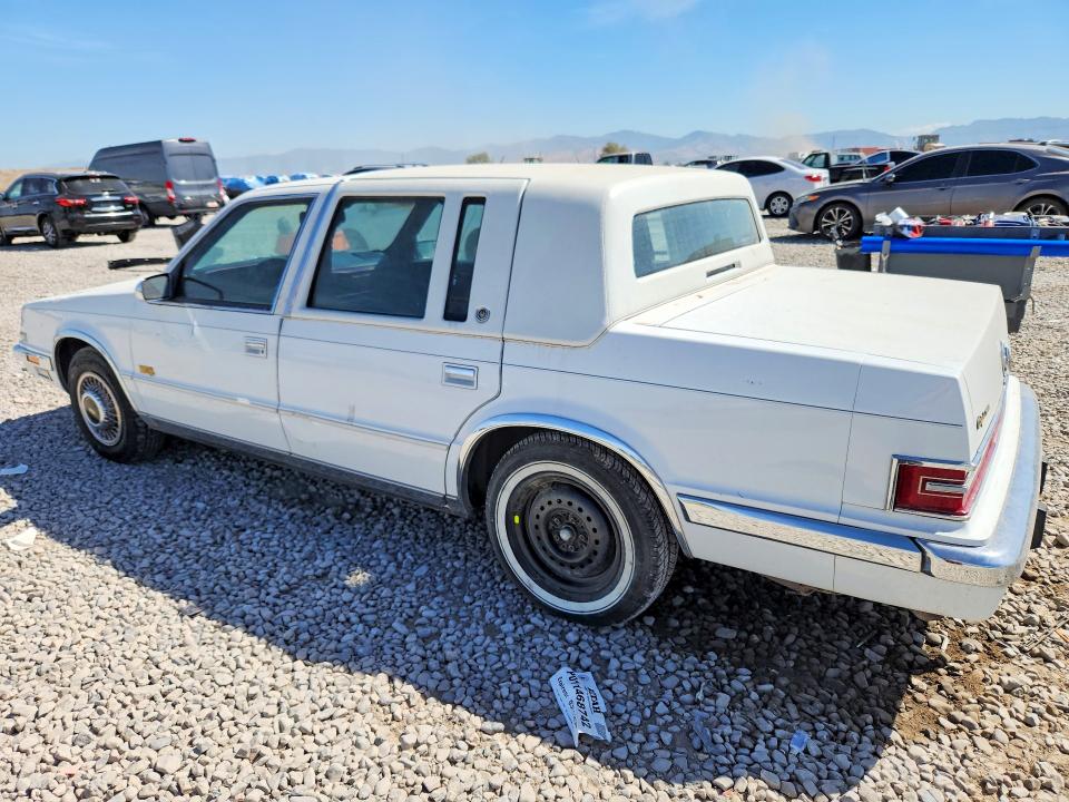 1992 Chrysler Imperial VIN 1C3XV56L1ND707465 COPART salvage auction — NORMAL WEAR, Ut - Certificate Of Title, sold $225 on 2026-08-21 (photo 2)