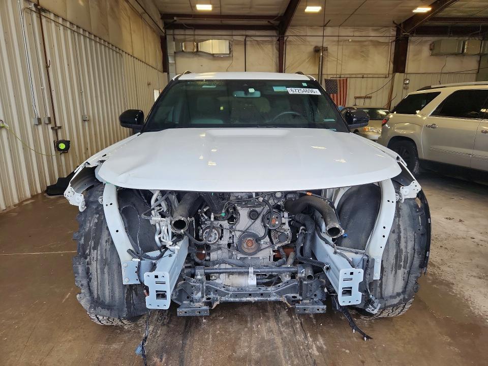 2024 Ford Explorer VIN 1FMSK8JH4RGA45562 COPART salvage auction — FRONT END, Wi - Cert Of Title-Claim Paid, sold $9,800 on 2026-10-05 (photo 5)