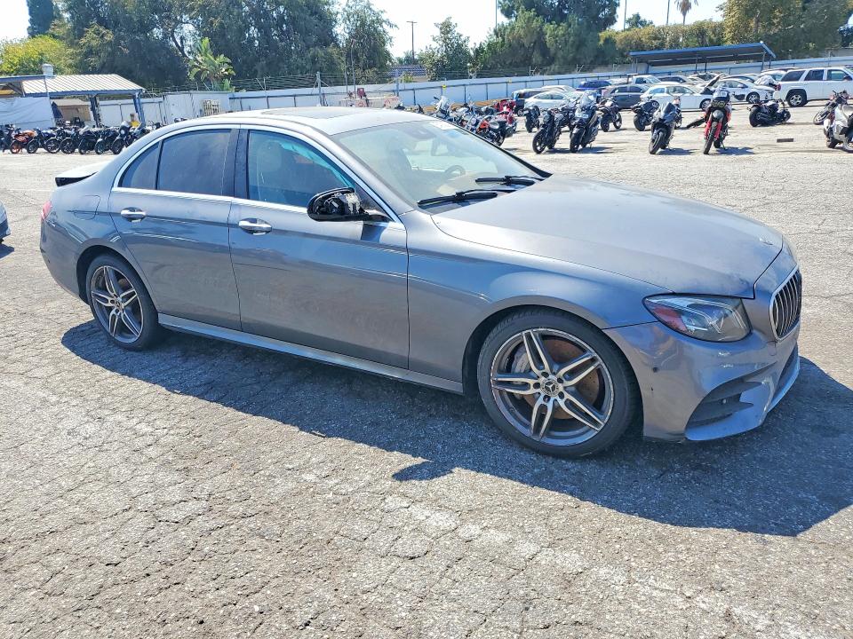 2017 Mercedes-benz E-klasse VIN WDDZF4JB9HA271213 COPART salvage auction — FRONT END, Ca - Dis/Dlr/Exp Only Clean Title, sold $4,500 on 2026-08-14 (photo 4)