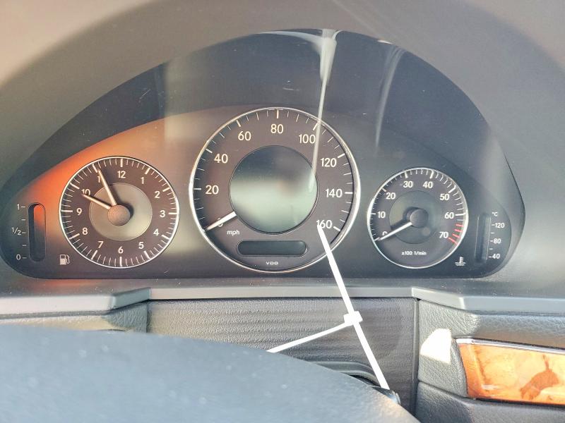 2006 Mercedes-benz E-class VIN WDBUF56J06A863928 COPART salvage auction — MINOR DENT/SCRATCHES, CA - DIS/DLR/EXP ONLY CLEAN TITLE, sold $300 on 2026-08-10 (photo 9)