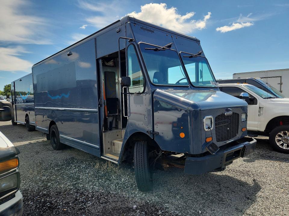 2021 Freightliner Mt45g VIN 4UZAC2EA9MCML0652 COPART salvage auction — FRONT END, MA - CERTIFICATE OF TITLE, sold $14,000 on 2026-09-08 (photo 4)