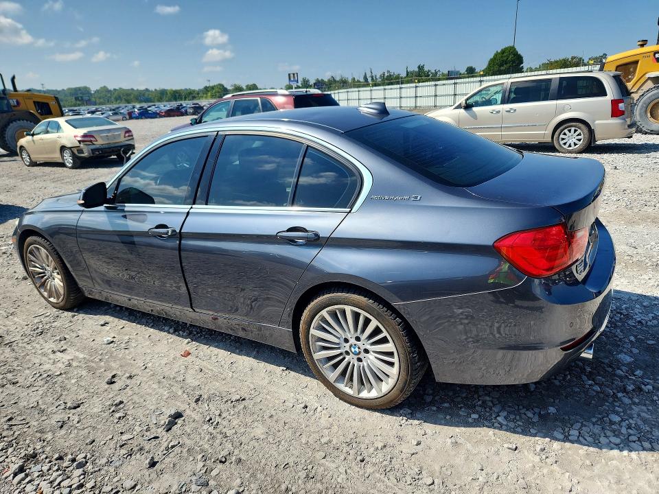 2013 BMW 1er VIN WBA3F9C53DF145217 COPART salvage auction — MINOR DENT/SCRATCHES, Il - Certificate Of Title, sold $1,400 on 2026-08-13 (photo 2)