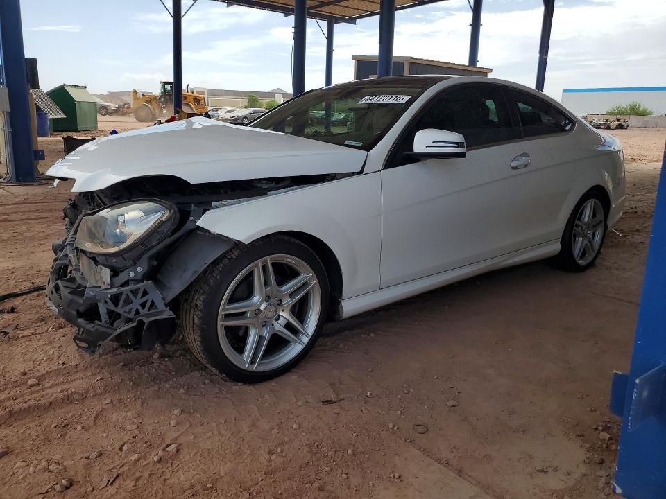2013 Mercedes-benz C-klasse VIN WDDGJ4HB1DG036839 COPART salvage auction — FRONT END, Az - Cert Of Title - Salvage, sold $575 on 2026-08-13 (photo 1)