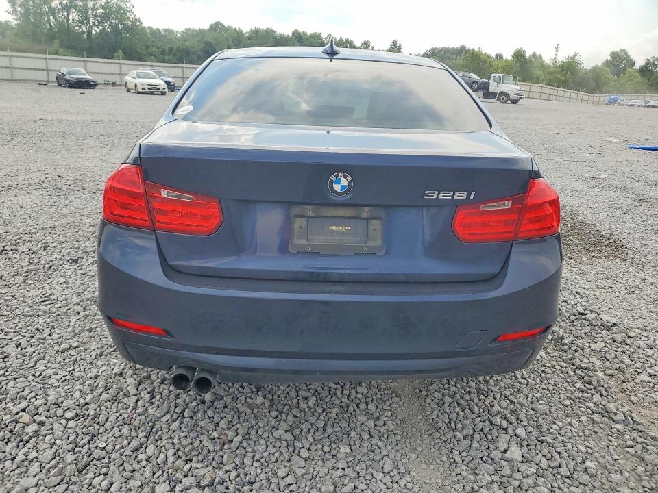 2013 BMW 3er VIN WBA3A5C53DF355677 COPART salvage auction — UNDERCARRIAGE, Al - Certificate Of Title, sold $1,000 on 2026-08-18 (photo 6)