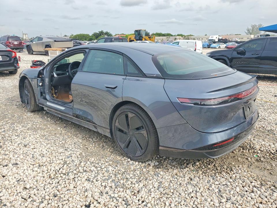 2026 Lucid Air VIN 50EA1TEA2TA045875 COPART salvage auction — SIDE, Fl - Cert Of Title Slvg Rebuildable, sold $15,800 on 2026-09-22 (photo 2)
