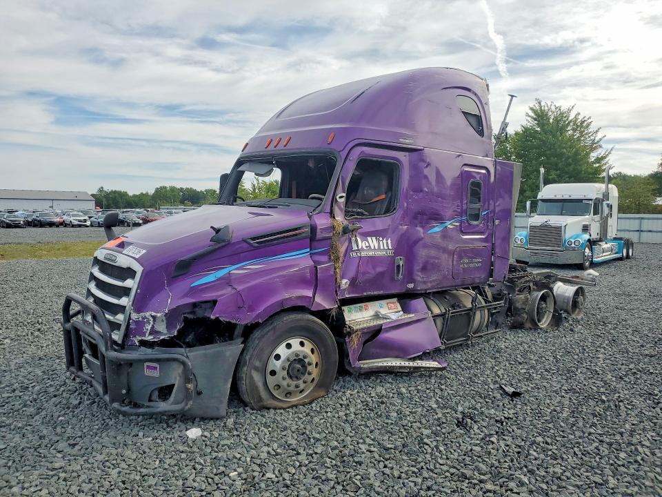 2022 Freightliner Cascadia 126 VIN 3AKJHHDR7NSMY6040 — COPART salvage auction photo