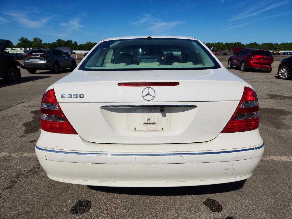 2006 Mercedes-benz E-class VIN WDBUF56J66A861536 COPART salvage auction — MINOR DENT/SCRATCHES, Ny - Certificate Of Title, sold $1,200 on 2026-08-14 (photo 6)