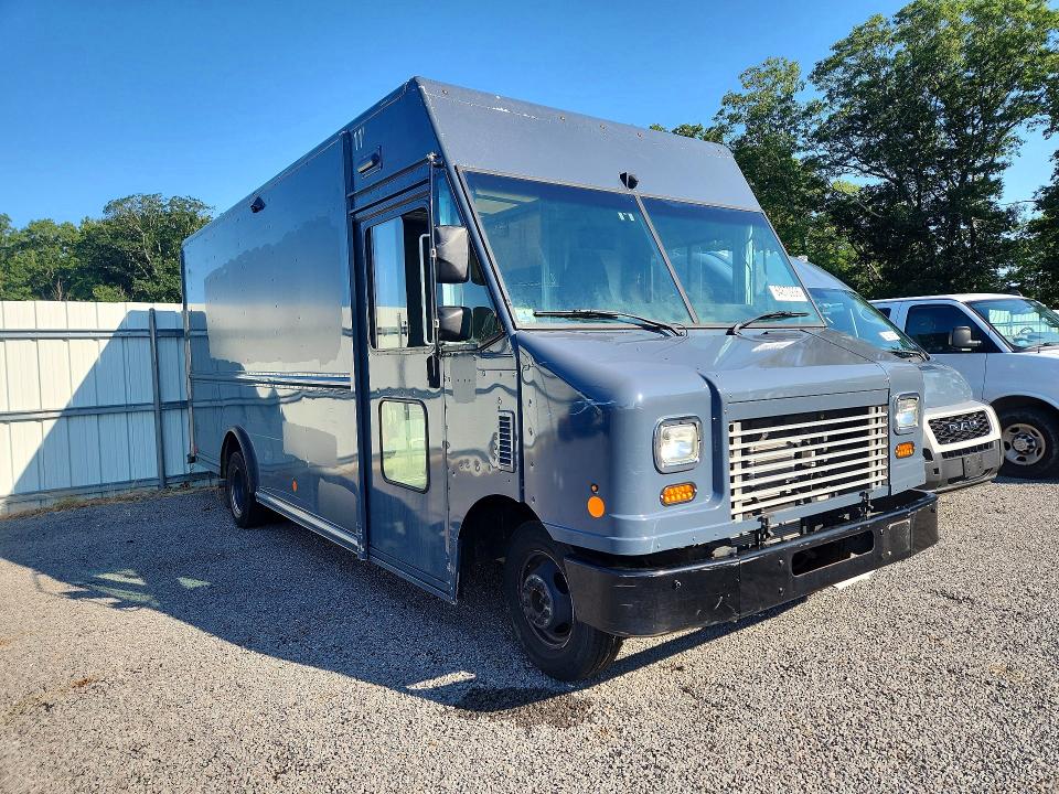 2019 Ford E-450 VIN 1FC3E4K69KDC48993 COPART salvage auction — MINOR DENT/SCRATCHES, MA - CERTIFICATE OF TITLE, sold $14,900 on 2026-09-02 (photo 4)