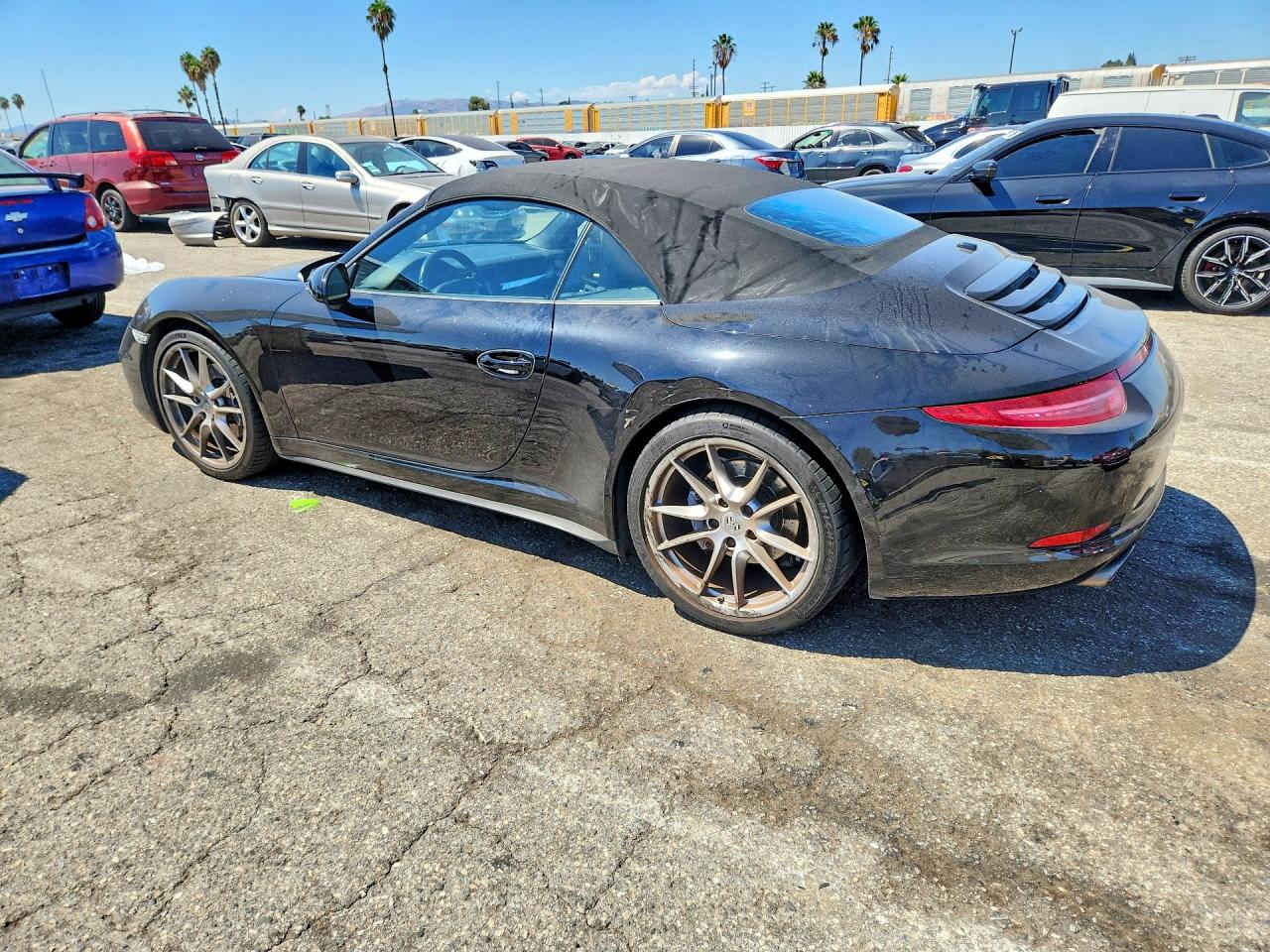 2014 Porsche 911 VIN WP0CA2A93ES140364 COPART salvage auction — Side, Sc - Salvage Title, sold $27,750 on 2026-09-25 (photo 2)