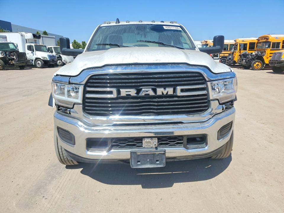 2020 Ram 5500hhdslt VIN 3C7WRMDL7LG189762 COPART salvage auction — ALL OVER, VA - DIS/DLR/EXP ONLY CLEAN TITLE, sold $2,600 on 2026-09-14 (photo 5)
