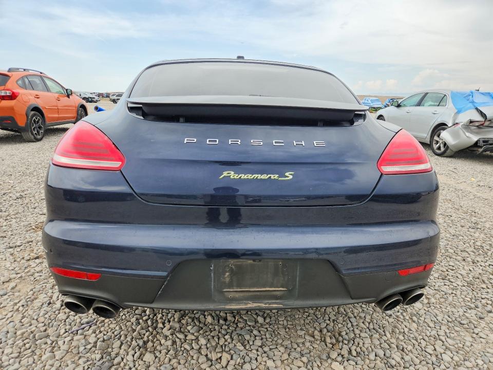 2016 Porsche Panamera VIN WP0AD2A72GL040623 COPART salvage auction — MINOR DENT/SCRATCHES, Ut - Cert Of Title-Flood/Restored, sold $3,300 on 2026-08-14 (photo 6)