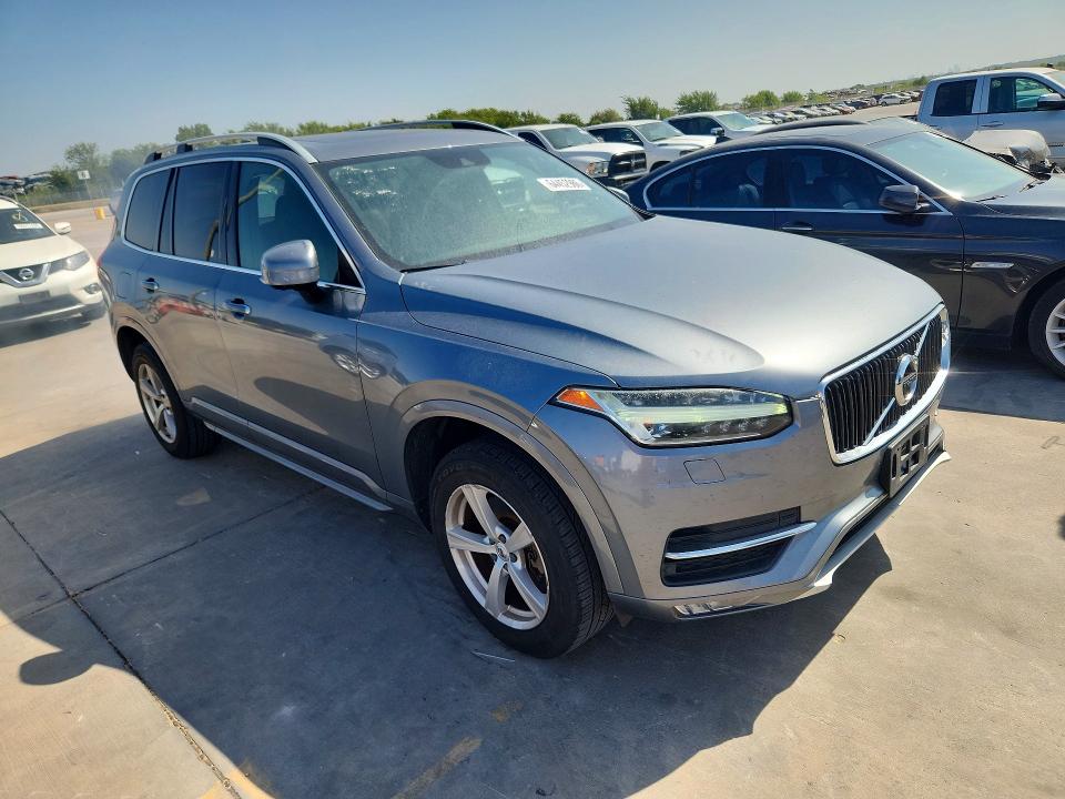 2017 Volvo Xc90 VIN YV4102KK2H1138480 COPART salvage auction — NORMAL WEAR, Salvage Title, sold $1,300 on 2026-08-17 (photo 4)