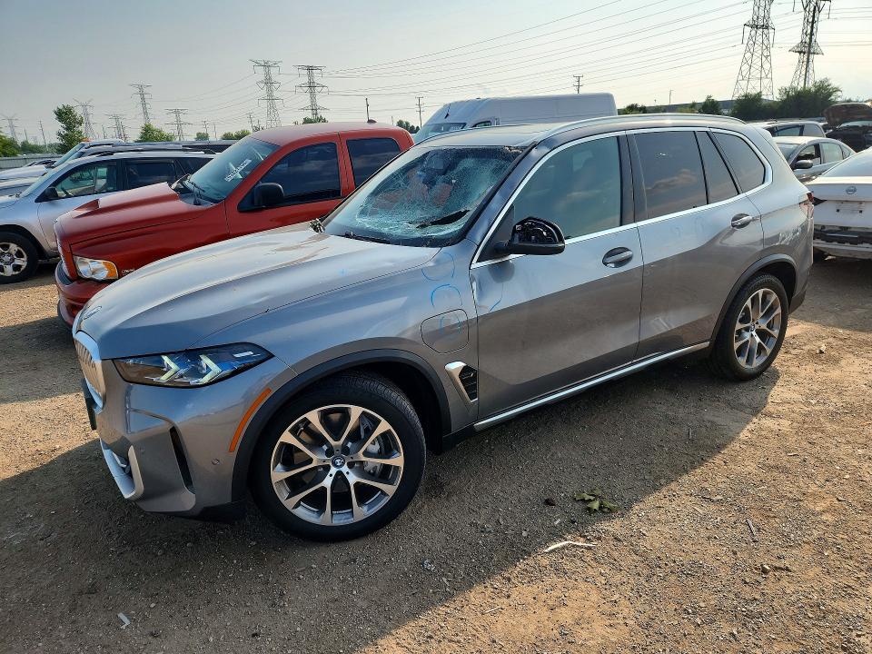 2024 BMW X5 VIN 5UX43EU05R9T95784 — COPART salvage auction photo